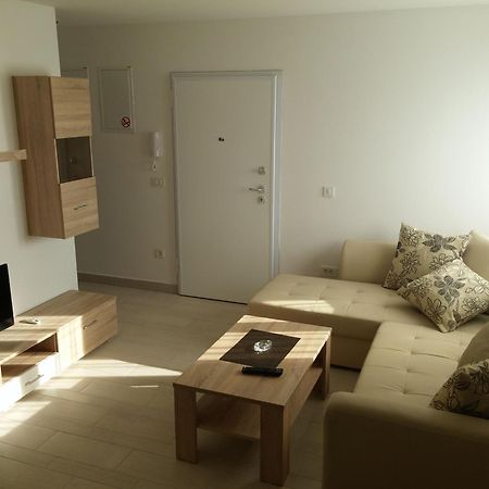 Apartments Rtina Benici Екстер'єр фото