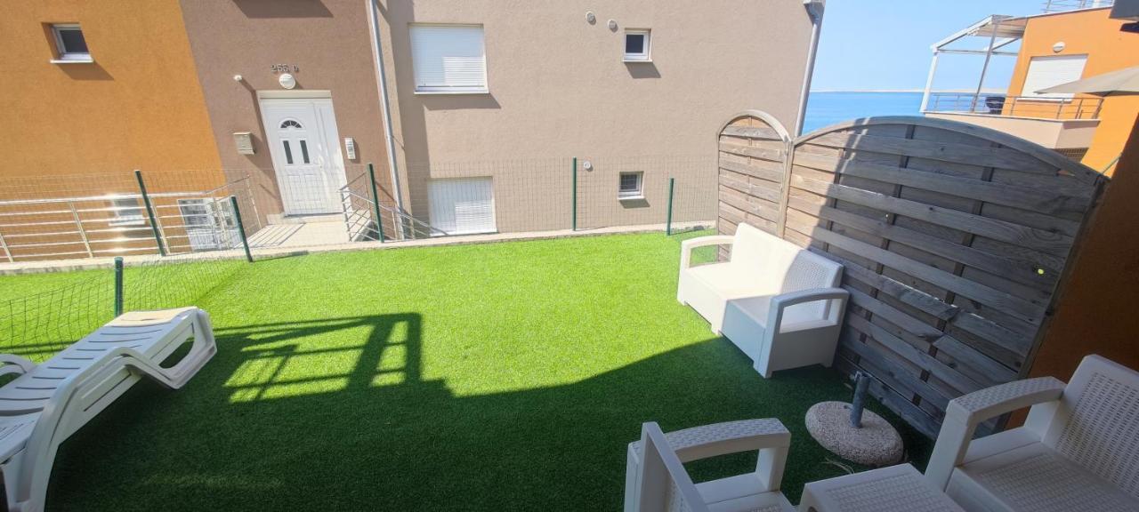 Apartments Rtina Benici Екстер'єр фото