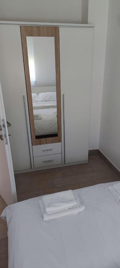 Apartments Rtina Benici Екстер'єр фото
