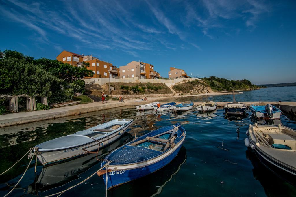 Apartments Rtina Benici Екстер'єр фото